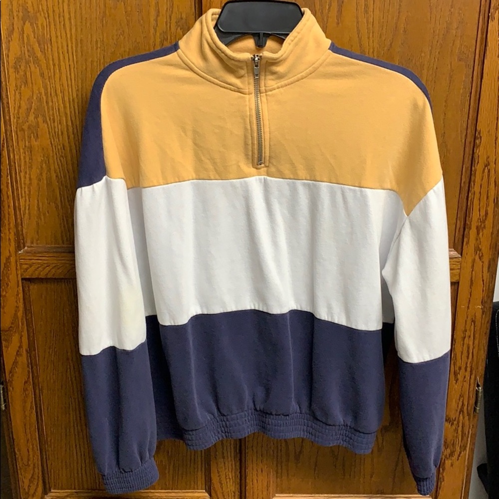 SUPER CUTE Tri-Color Quarter Zip Sweatshirt!!
